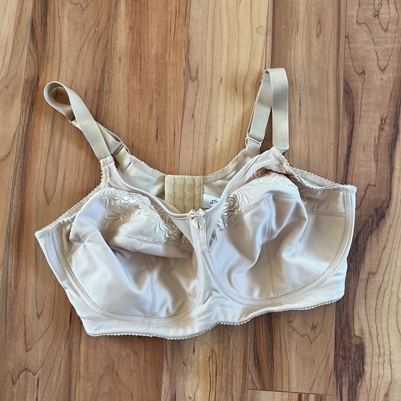 Elila 42E / 42DD Elila Embroidered Wire-free Bra - Nude - Picture 3 of 7